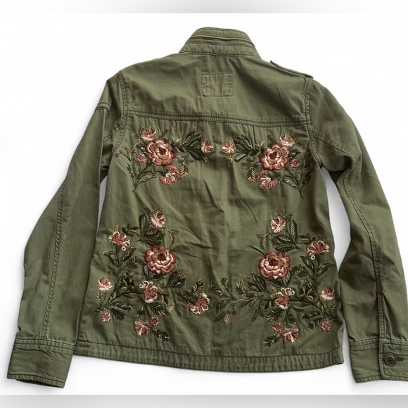 Abercrombie & Fitch Olive Green Jacket - Picture 2 of 11